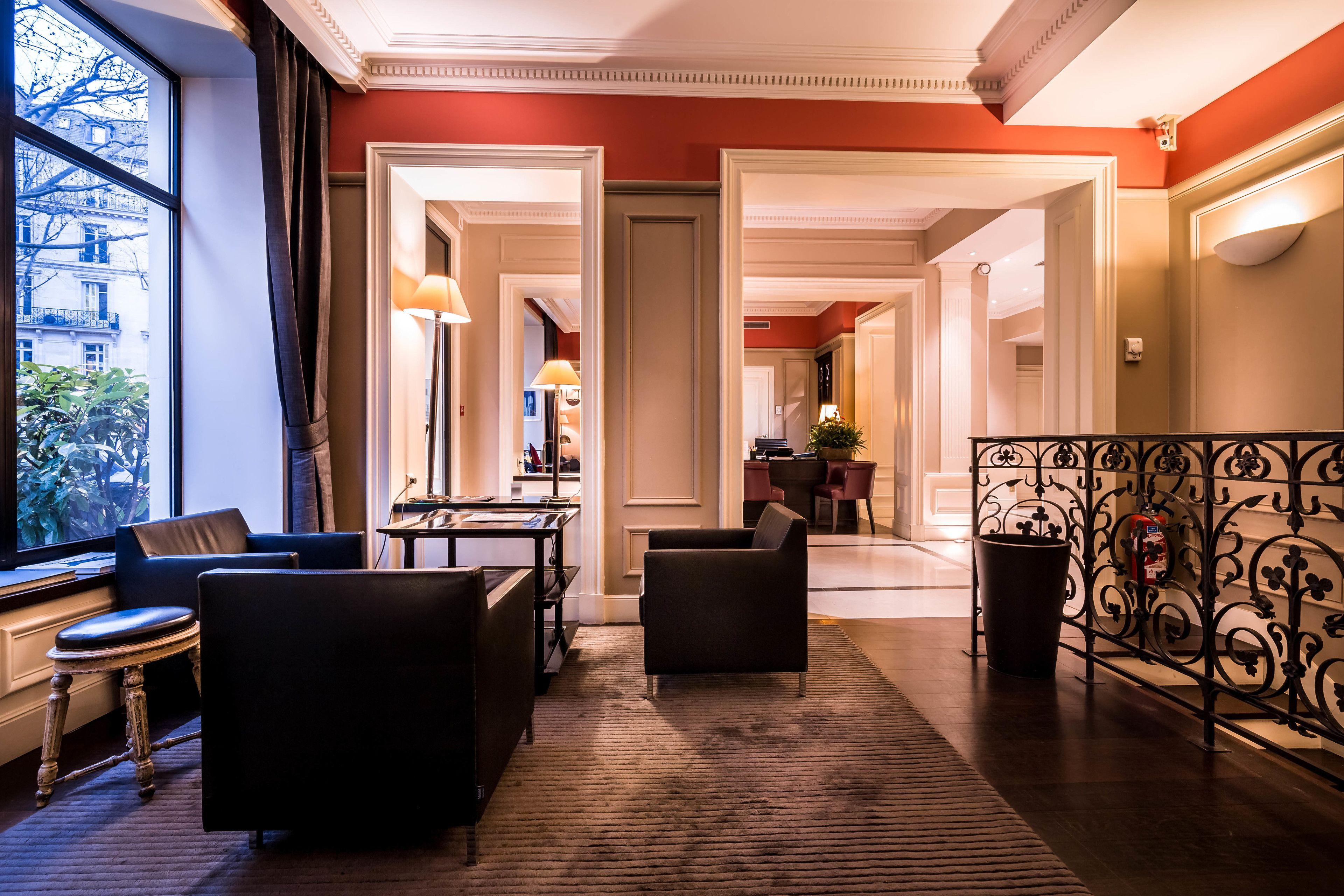 Le Lavoisier & Paris