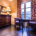 Hotel Le Lavoisier & Paris