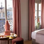 Hotel Le Lavoisier & Paris