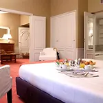 Hotel Le Lavoisier & 4*