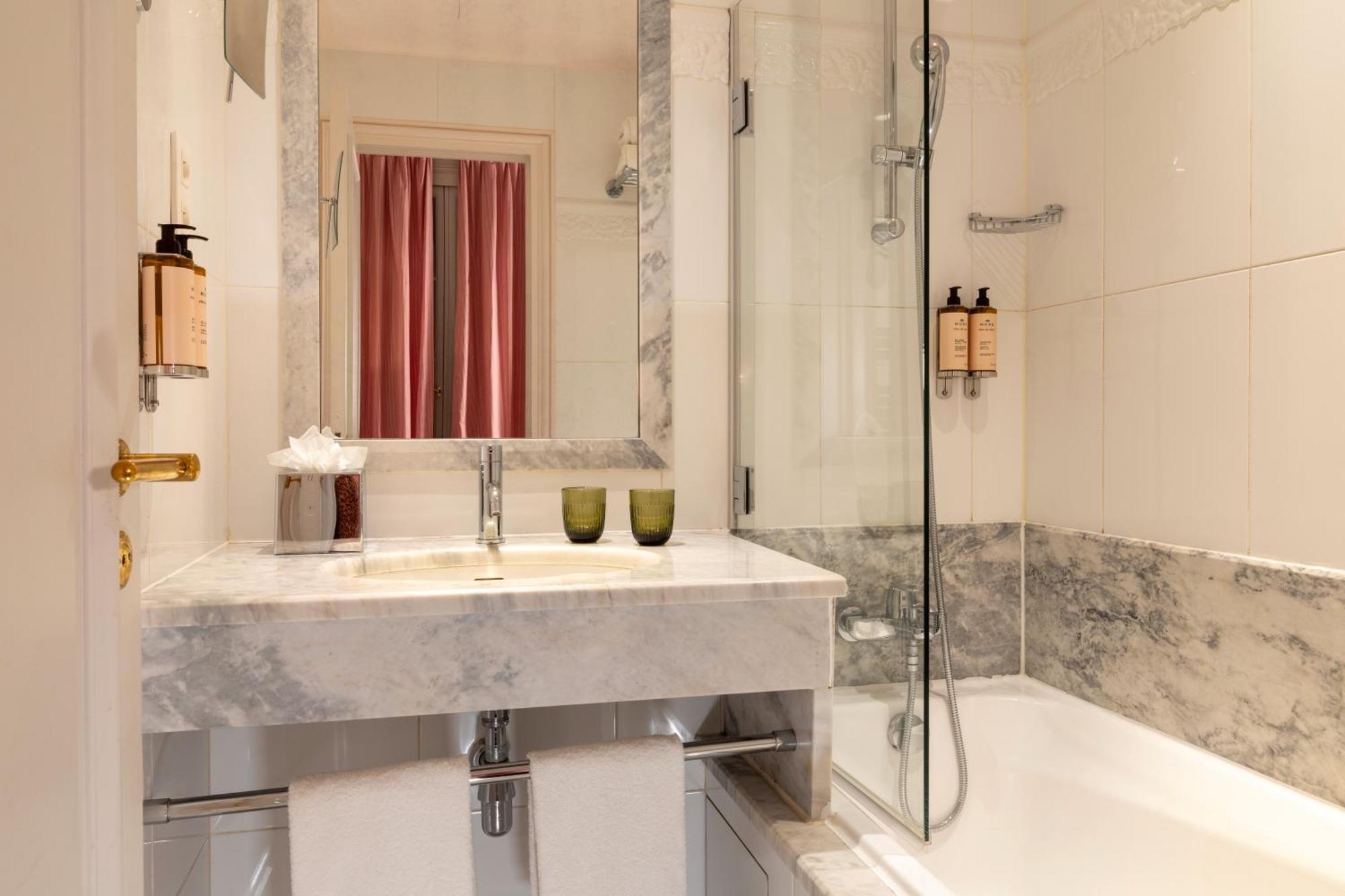 Le Lavoisier & Parigi